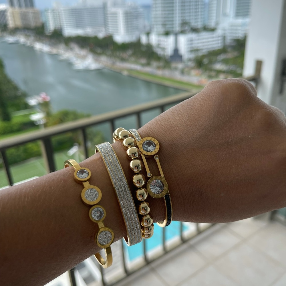 Trendy stackable bangles - Picture 3 of 4